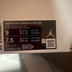 Jordan 4s